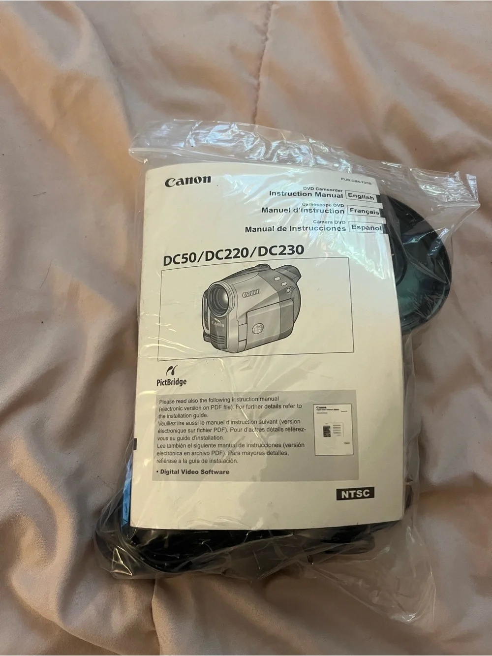 Canon Silver Mini DV Camcorder with Charger and Discs in Clear Bag
